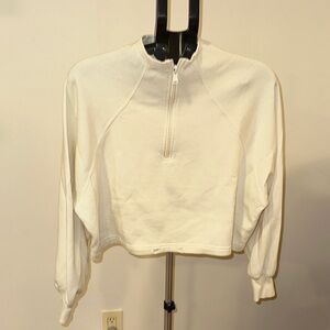 Urban Outfitters Women's Cream Half-Zip Sweatshirt -Size XS